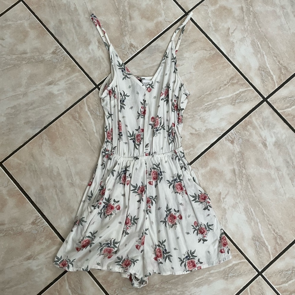 H&M Divided Womens Romper Size: 2